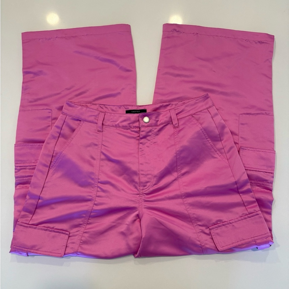 Forever 21 Bright Pink Satin Wide Leg Cargo Pants Festival Concert Girls Party L